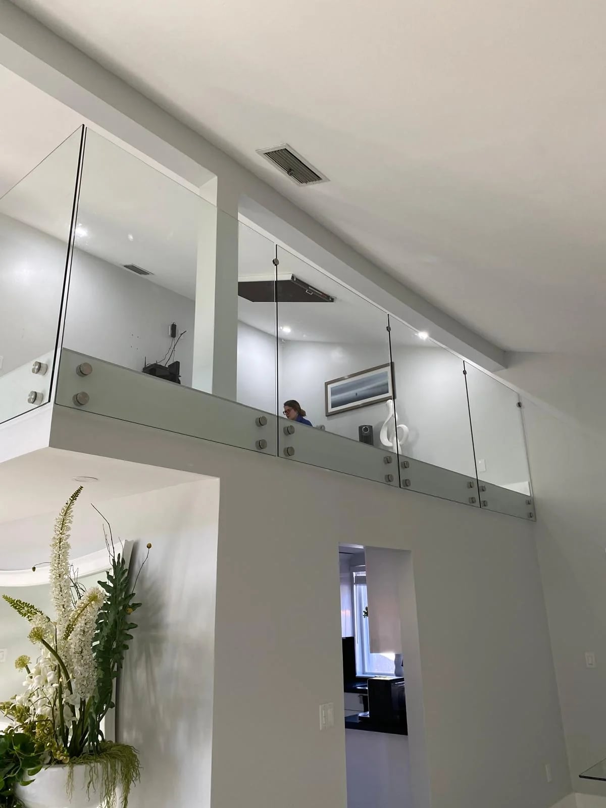 Tempered glass stair railing Pembroke Pines