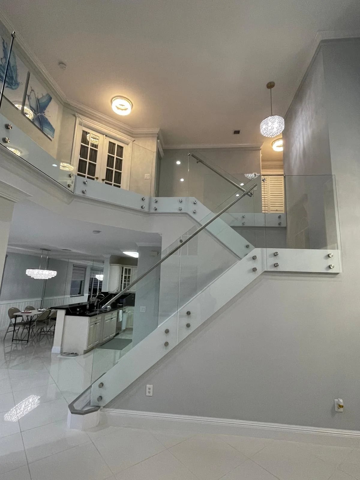 Frameless glass railing residential Miami